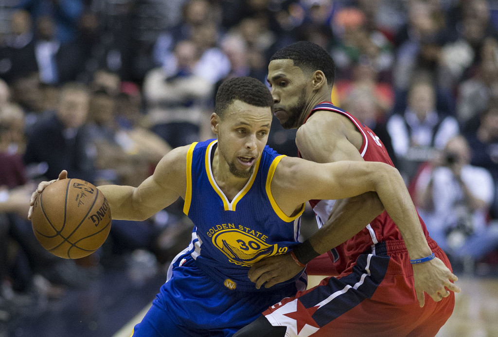 (Photo: Stephen Curry in a game against the Washington Wizards in February 2016. (Photo: Keith Allison/Creative Commons)
